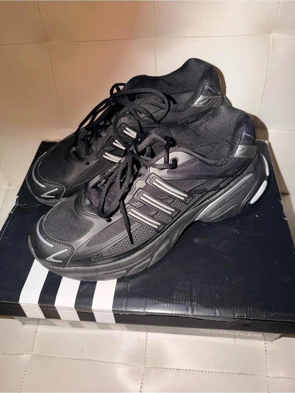 Adidas adistar xlg Men’s Black Running Sneakers